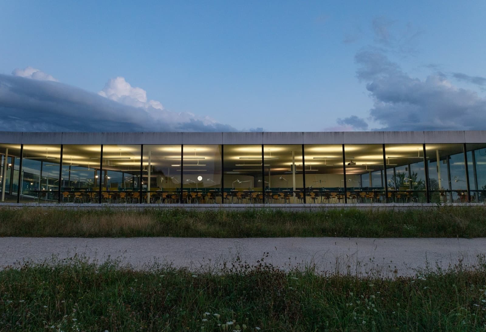 Campusul EPFL din Lausanne